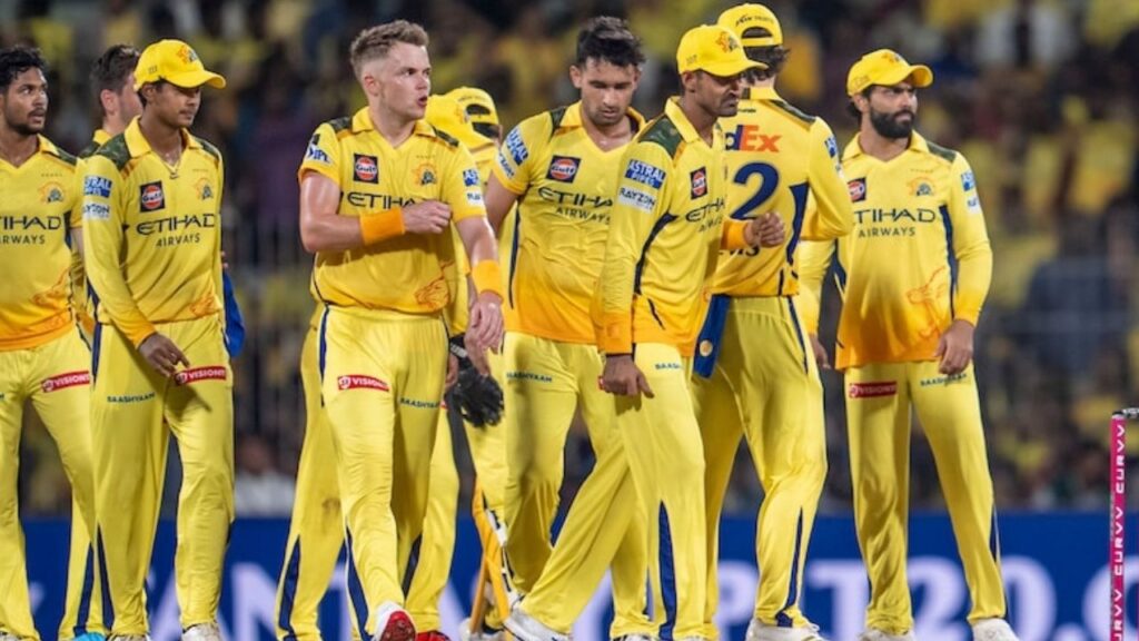 एक आईपीएल सीज़न में CSK की सबसे ज़्यादा हार