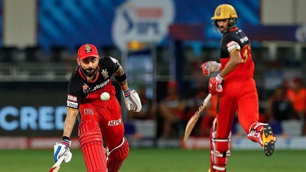 आईपीएल पारी के 19-20 ओवरों में बनाए गए सर्वाधिक रन
